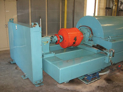 The planetary gearbox assembly with the guard shroud removed for viewing