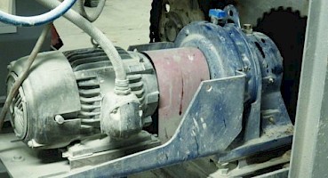 Oil analysis interpretation for grease motor