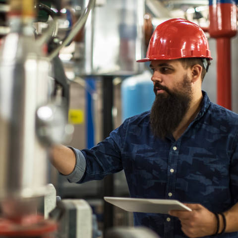 Smart phones machinery lubrication real time alerts