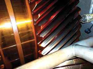 Varnish on gear