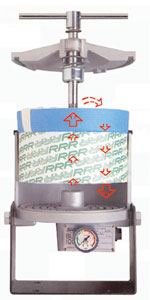 This example of a depth-type filter has an element that requires oil to pass through 114 millimeters of filter media for maximum particle filtration. (Courtesy Triple R)